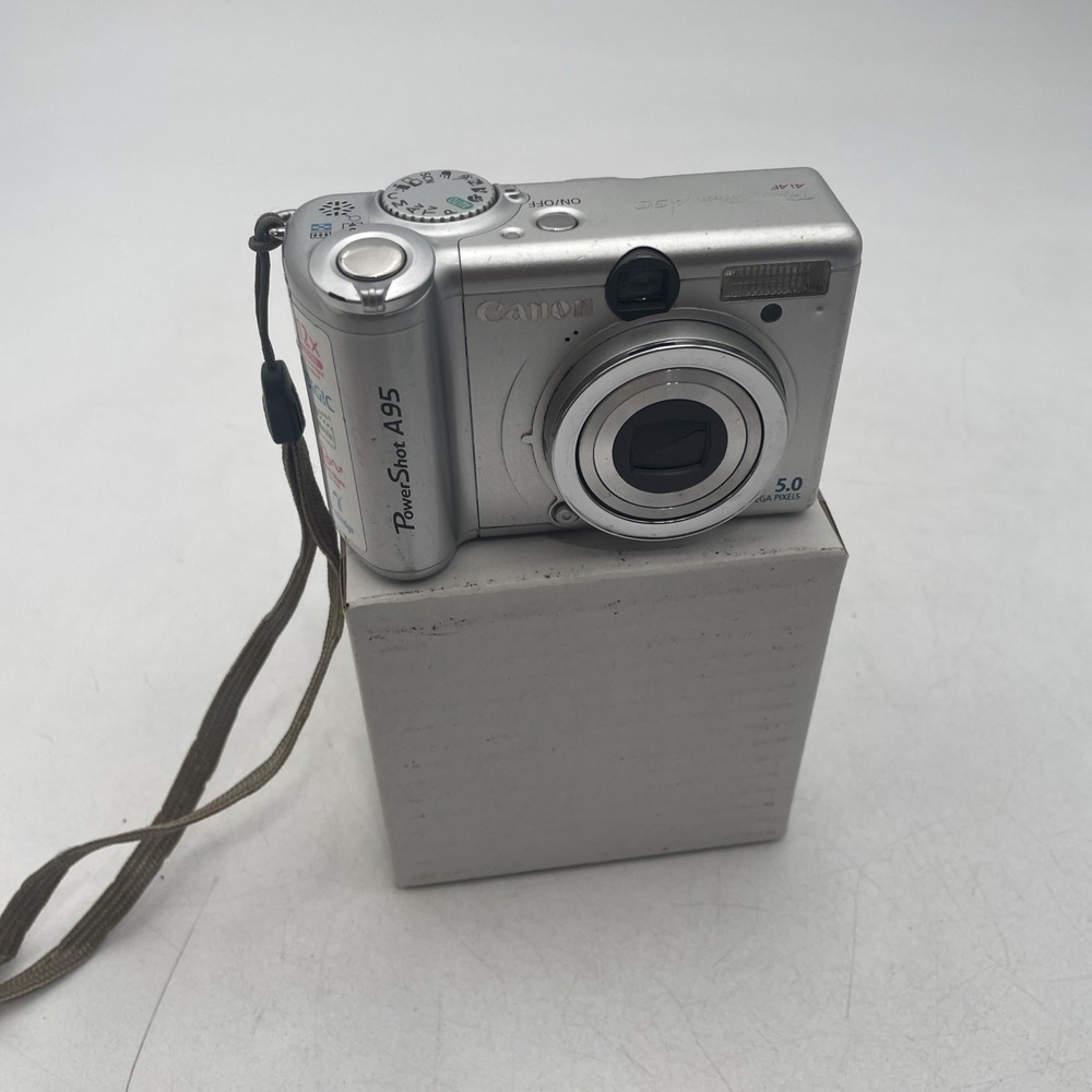 Canon PowerShot A95 5MP Digital Camera 12X Zoom+Battery+Memory Card-TESTED